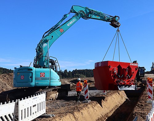 Trench sledge for cable routing on duty